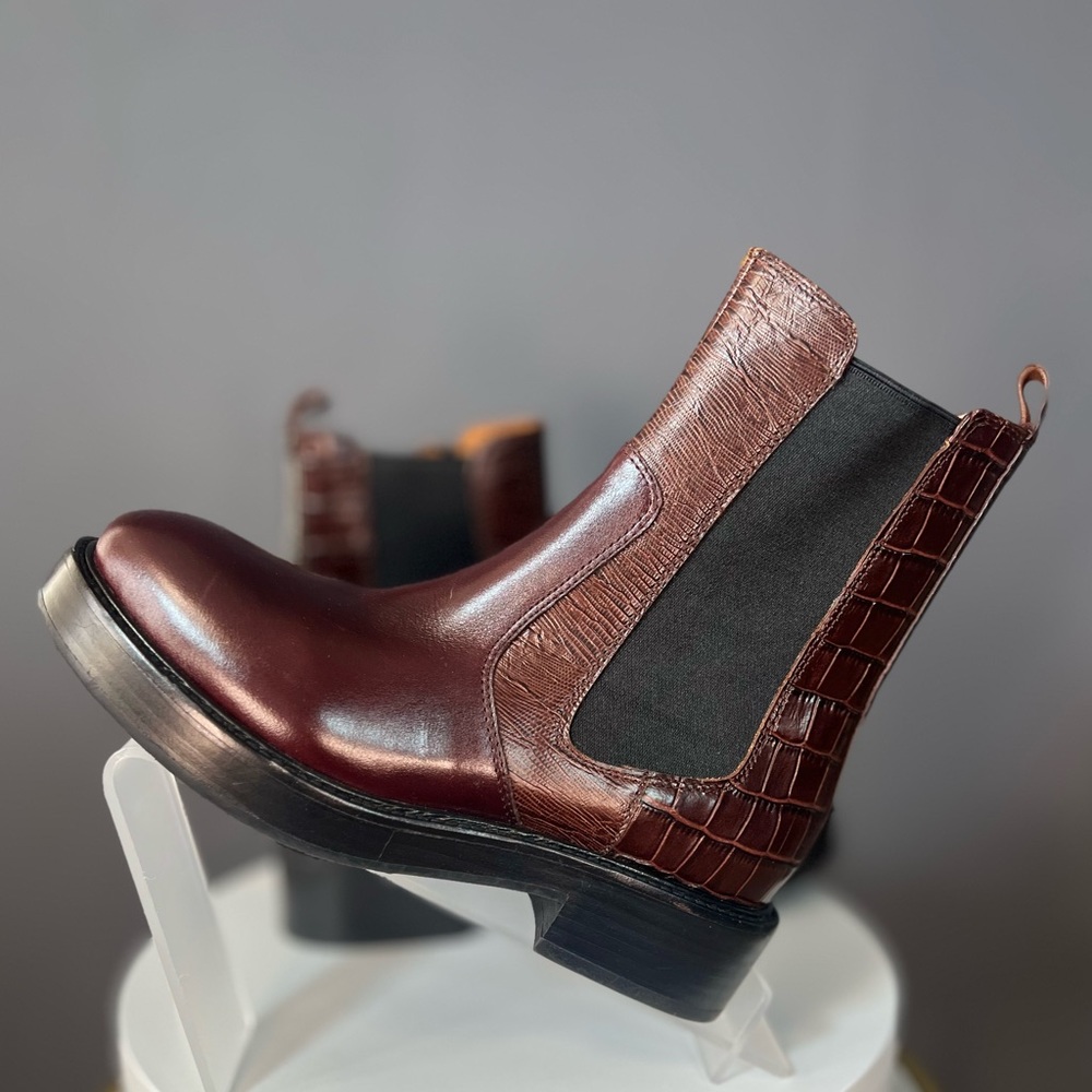Jeffrey Campbell Edmond Booties in brown. Size 7